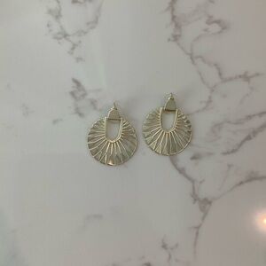 Kendra Scott Gold Fan Earrings
